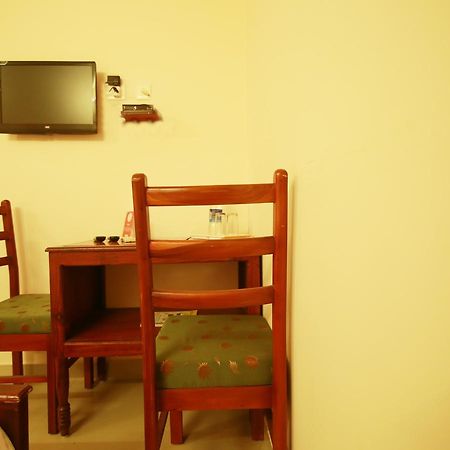 Oyo 4824 Hotel Star Kochi المظهر الخارجي الصورة