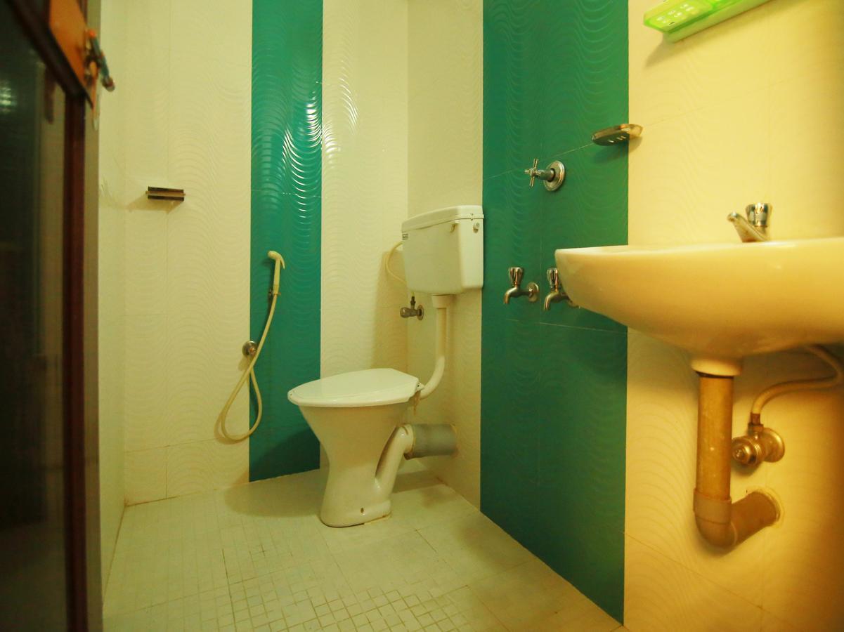 Oyo 4824 Hotel Star Kochi المظهر الخارجي الصورة