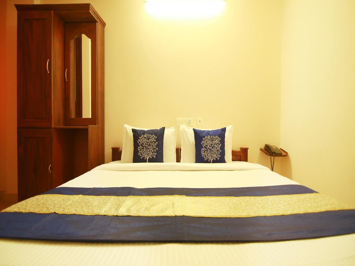 Oyo 4824 Hotel Star Kochi المظهر الخارجي الصورة