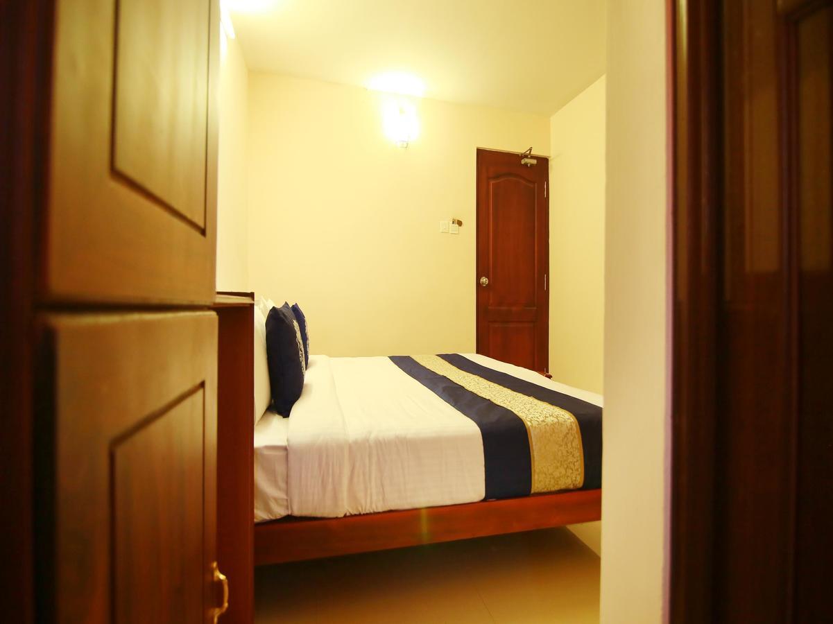 Oyo 4824 Hotel Star Kochi المظهر الخارجي الصورة